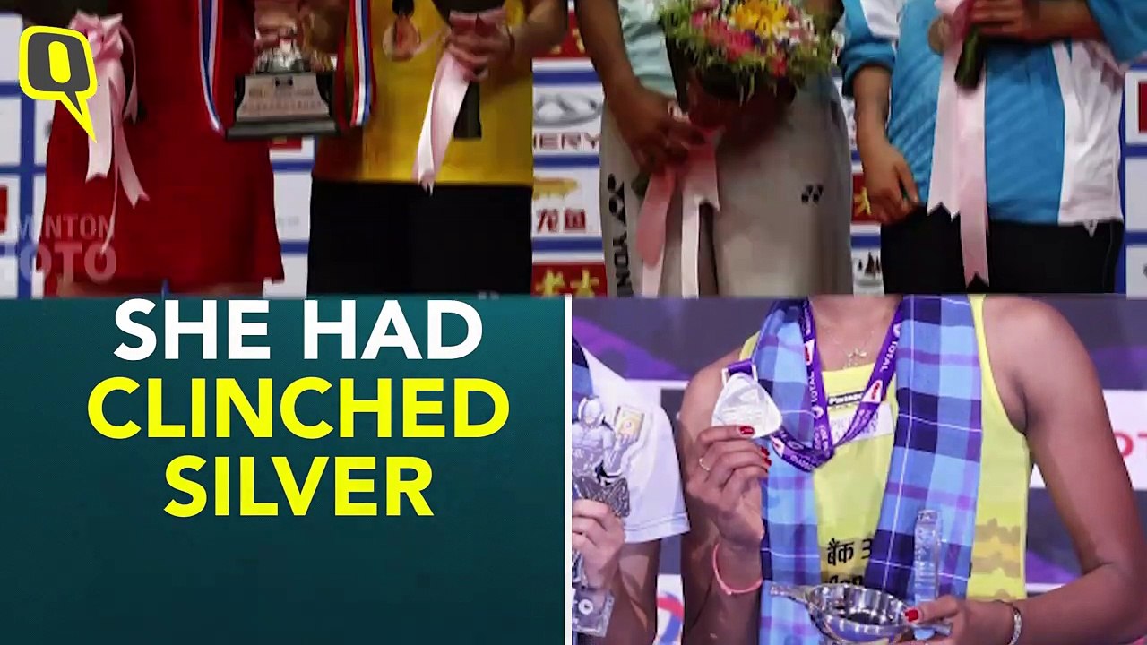 PV Sindhu Becomes 1st Indian to Win Gold at BWF...