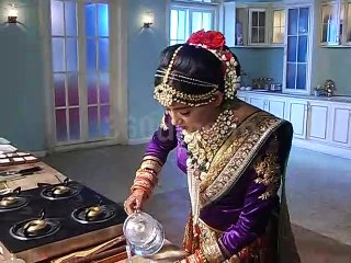 Choti Sardarni | Meher Making Medicine for Param | छोटी सरदारनी