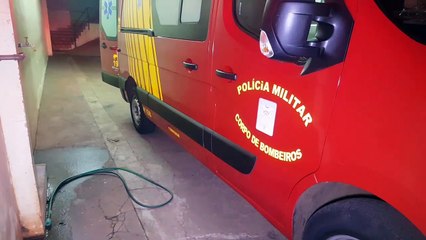 Quade de moto mobiliza equipe de Bombeiros no Bairro Pioneiros