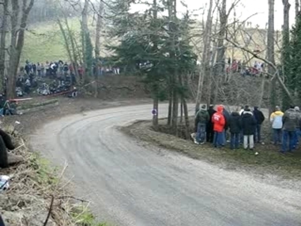 Errani belle sortie de virage