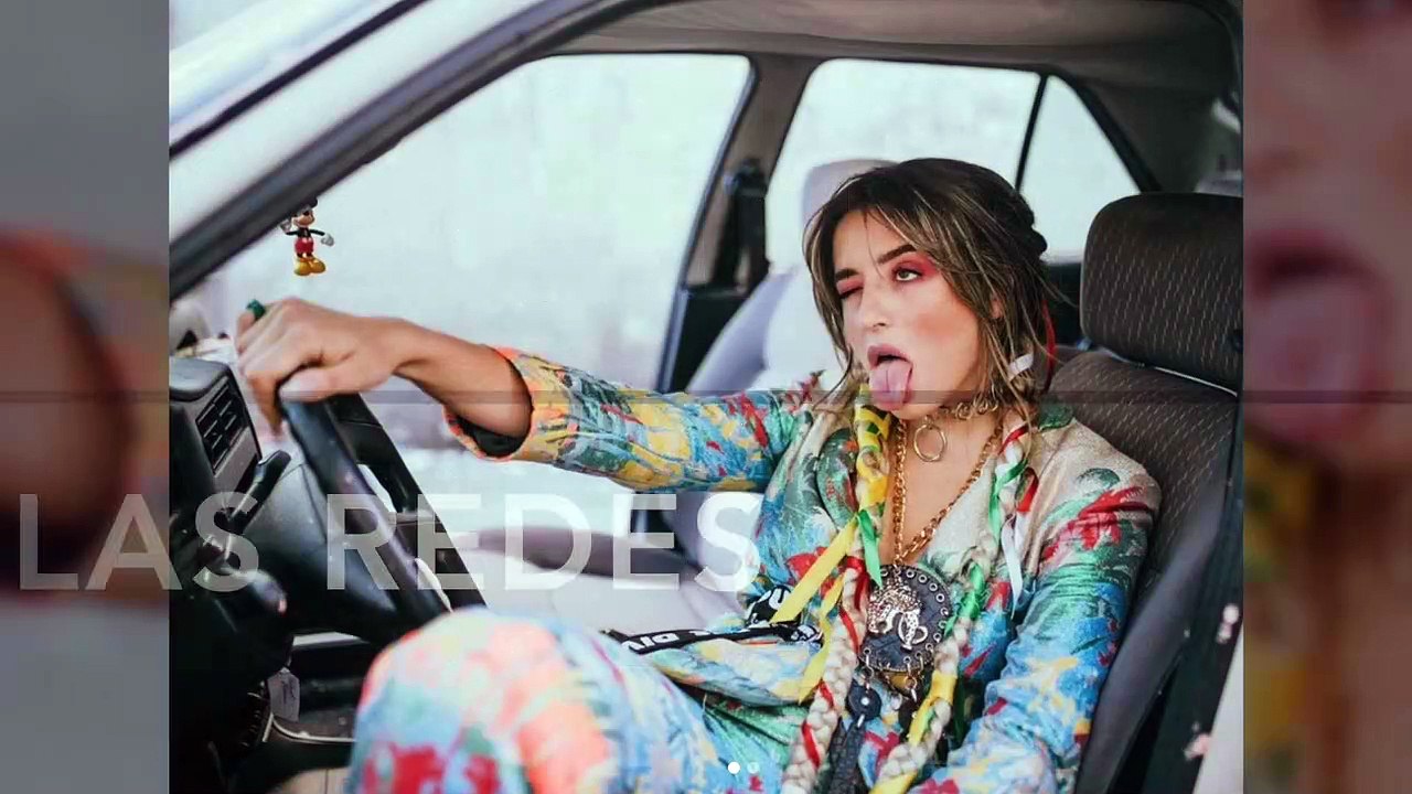 Lola Índigo enmudece a sus seguidores con su espectacular escote