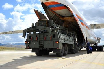 Son dakika: S-400'de ikinci sevkiyat başladı: Parçaları taşıyan uçak Ankara'ya iniş yaptı