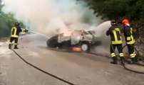 Lisciano Niccone (PG) - Auto in fiamme, intervengono Vigili del Fuoco (26.08.19)