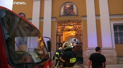Un couvent historique de Moscou en proie aux flammes