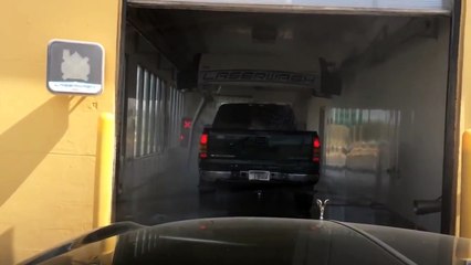 Truck Bed Car Wash Bath - Montana Shower