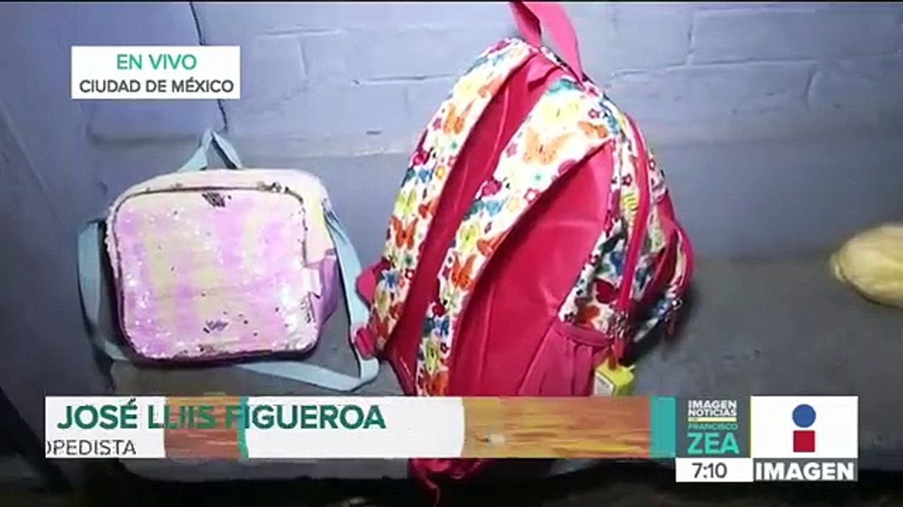 Estos son los riesgos de que tu hijo cargue una mochila muy pesada