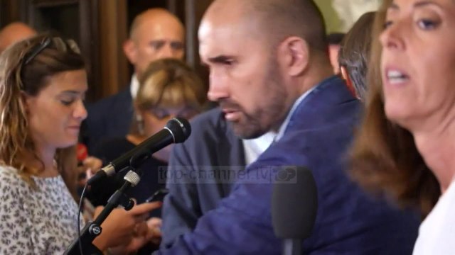 Kriza në Itali, edhe një ditë kohë për bisedime - Top Channel