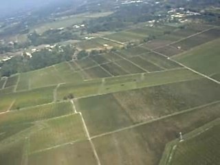 helicoptere au dessus d artiguesde lussac