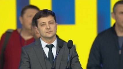 Zelenski cumple 100 días en el poder entre el populismo y el reto de Rusia