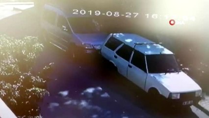 Kuzenler arasındaki silahlı kavgada şahısların kaçma anları kamerada