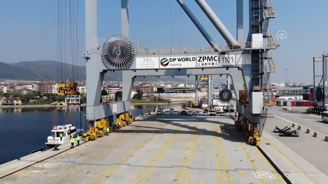 Singapur'a satılan lüks yat nakliye gemisine yüklendi - KOCAELİ