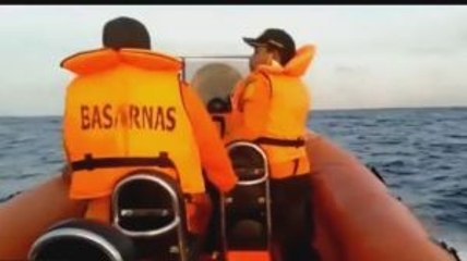 Tim SAR Cari Kapal MV Nur Allya Lewat Udara