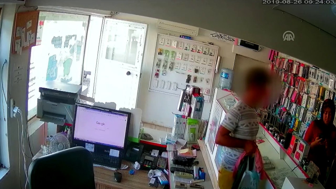 Sadaka kutusunun çalınma anı güvenlik kamerasında - ANTALYA