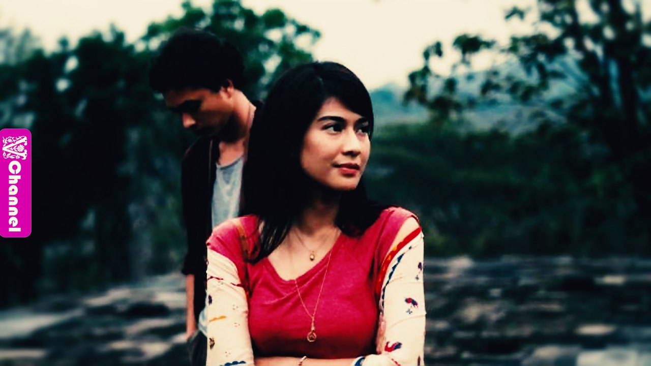 Puisi Tentang Seseorang - By Cinta [Dian Sastro] (Lyrics / Lyric Video)