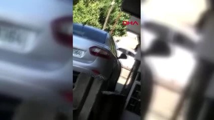 Sultanbeyli'de 5 kişinin yaralandığı silahlı kavga kamerada