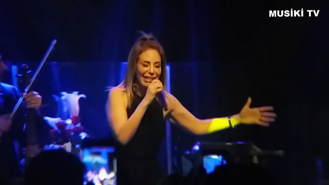 LİNET - Vur Gitsin Beni (İbrahim Tatlıses cover) (Konser / Canlı) @ Jolly Joker