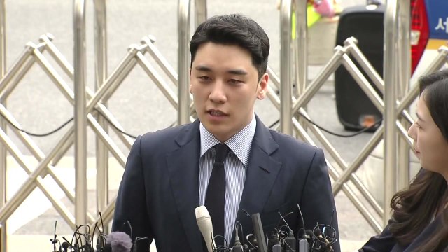 [현장영상] '원정 도박' 승리 경찰 출석 심려 끼쳐 죄송 / YTN
