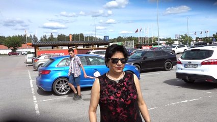 BDMV-156 Aruna & Hari Sharma at Stenhagen Shopping Centre Uppsala Jun 23, 2019