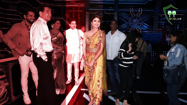 Jitendra on the sets of Super Dancer at filmcity in Mumbai