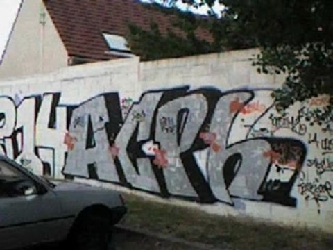 AcPh les P'ti Tkt Représente