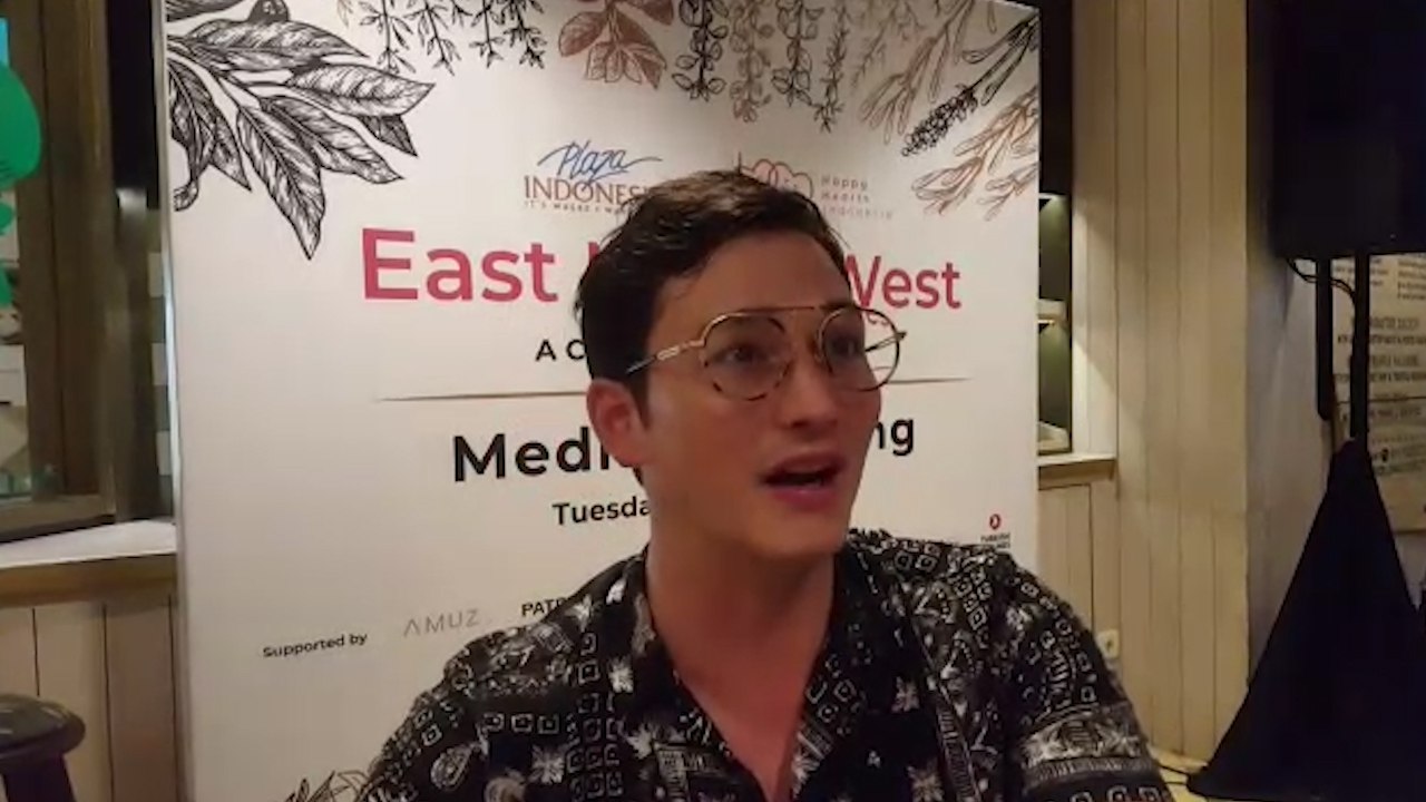 Traveling ke Flores, Ini Pelajaran Hidup yang Didapat Mike Lewis