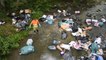 Philippeville: des dizaines de sacs-poubelles jetés dans une rivière, du cannabis découvert