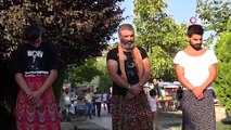 Erkekler, kadına yönelik şiddeti etek giyerek protesto etti