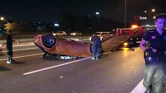 TEM Otoyolunda üç aracın karıştığı zincirleme kaza