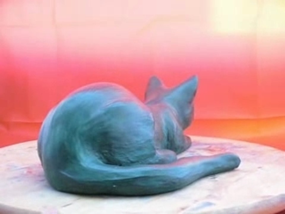 le chat au aguet