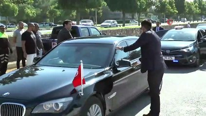 Bakan Gül, Denktaş’ın Kabrini Ziyaret Etti, KKTC Cumhurbaşkanı ile Görüştü