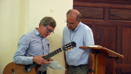 Une dernière messe pour le Père Delabre. Il quitte la paroisse de Martigues
