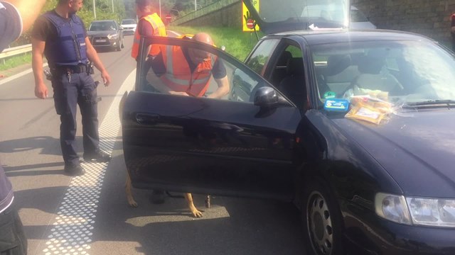 LIEGE - Controle de la Douane à Cheratte
