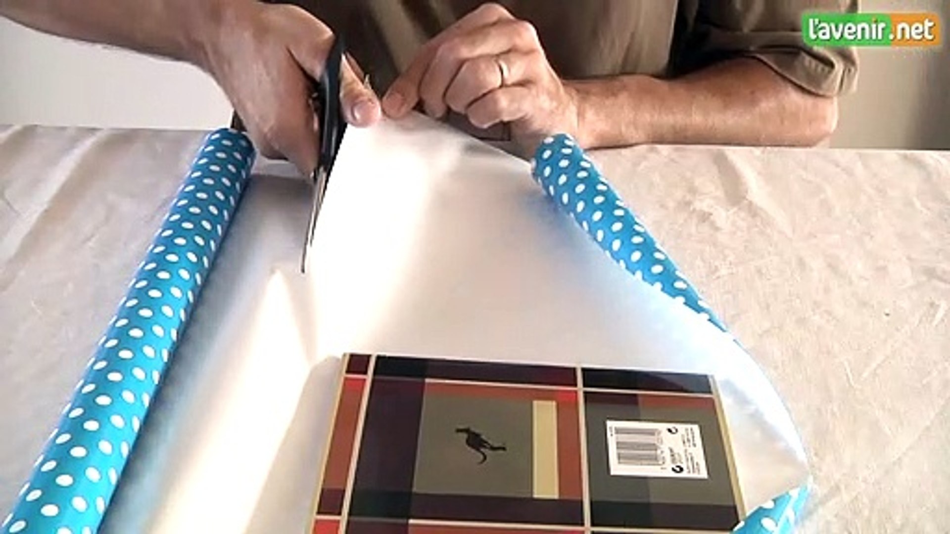 L'Avenir - Recouvrir un cahier - papier coloré - Vidéo Dailymotion