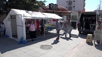 Bolu'da işe geri alınan 18 belediye işçisi 127 gün sonra eylemlerini sonlandırdı