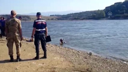 Balık tutarken baraj gölüne düşen çocuk öldü