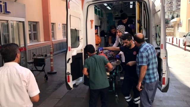 Batman şehirlerarası otogarı karıştı: 1 ölü, 3 yaralı