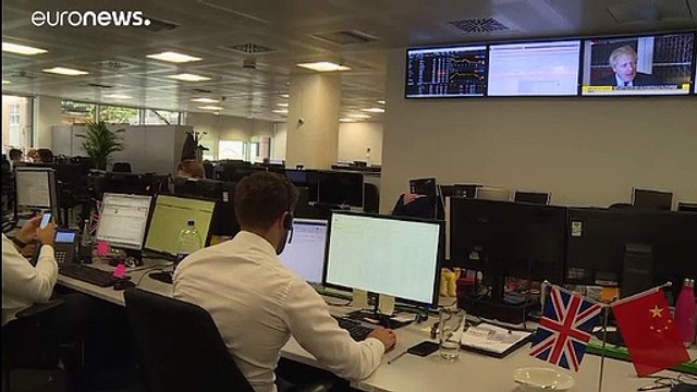 Перспектива жёсткого брексита не радует рынки