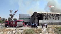 Tekstil fabrikası yangınına TOMA'lı müdahale