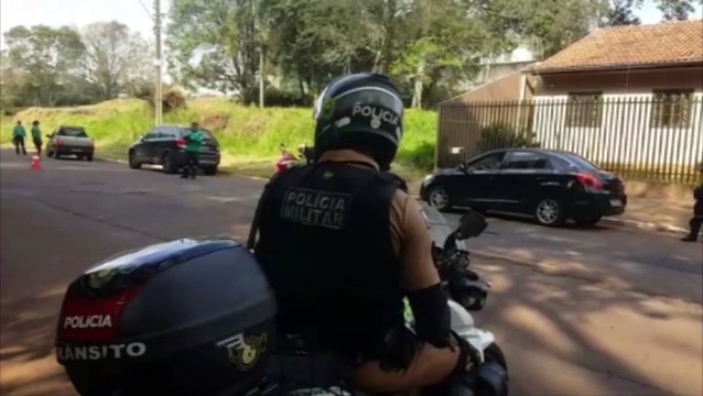 Nove veículos são apreendidos durante Operação Bloqueio na Rua Manaus