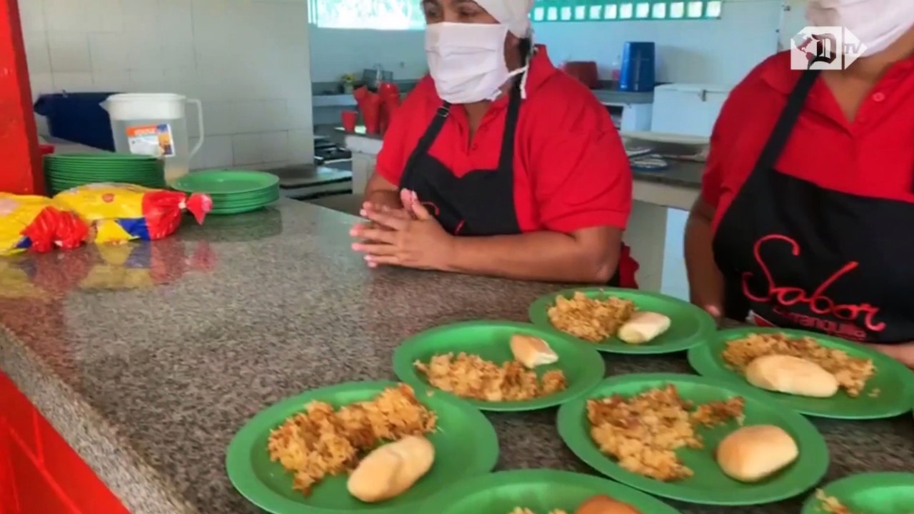 Niños venezolanos reciben alimentación en Colombia