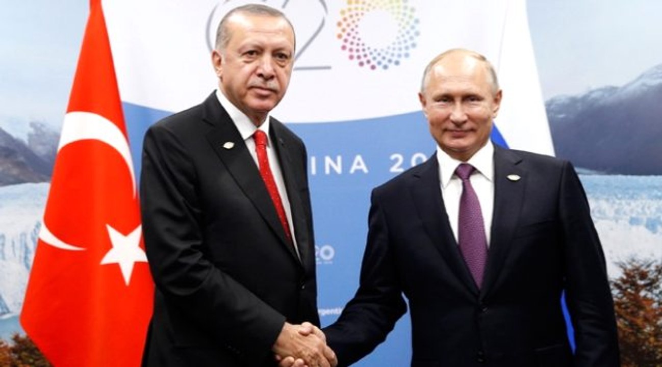 Cumhurbaşkanı Erdoğan, Rusya dönüşü gündeme dair önemli açıklamalarda bulundu