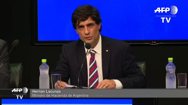 Argentina pide al FMI revisión de los vencimientos de su deuda