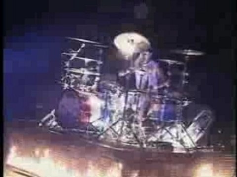 Travis Barker Drum Solo Blink 182 Solo de batterie