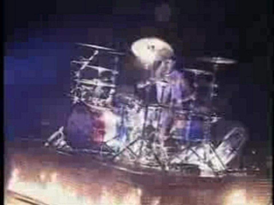 Travis Barker Drum Solo Blink 182 Solo de batterie