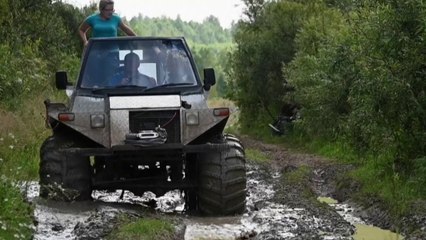 Sans frontières - La factrice du bout du monde