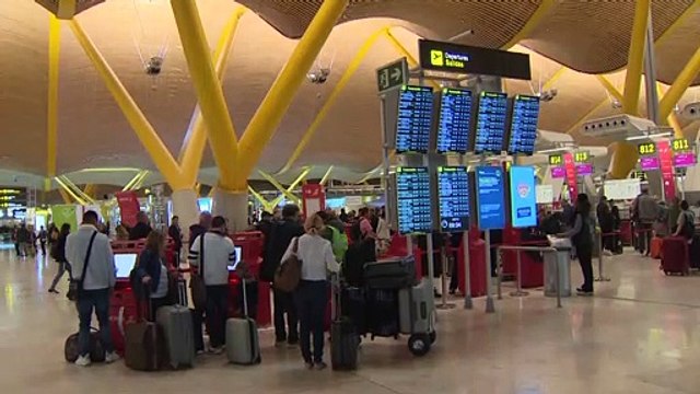 Los pilotos españoles de Ryanair amenazan con ir a la huelga