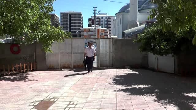 Hasta ve yaşlılara evde nüfus cüzdanı hizmeti - VAN