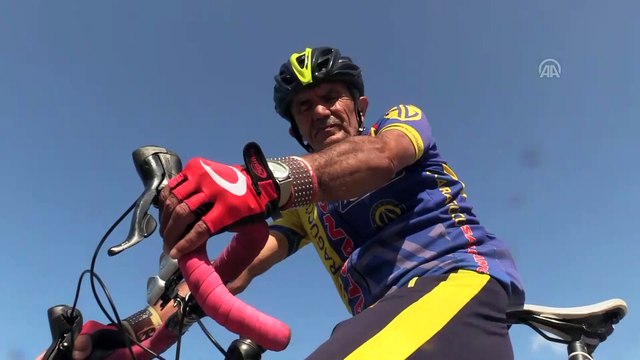 Büyük Zafer'in yıl dönümü için şehitler diyarına pedal çevirdi - ÇANAKKALE