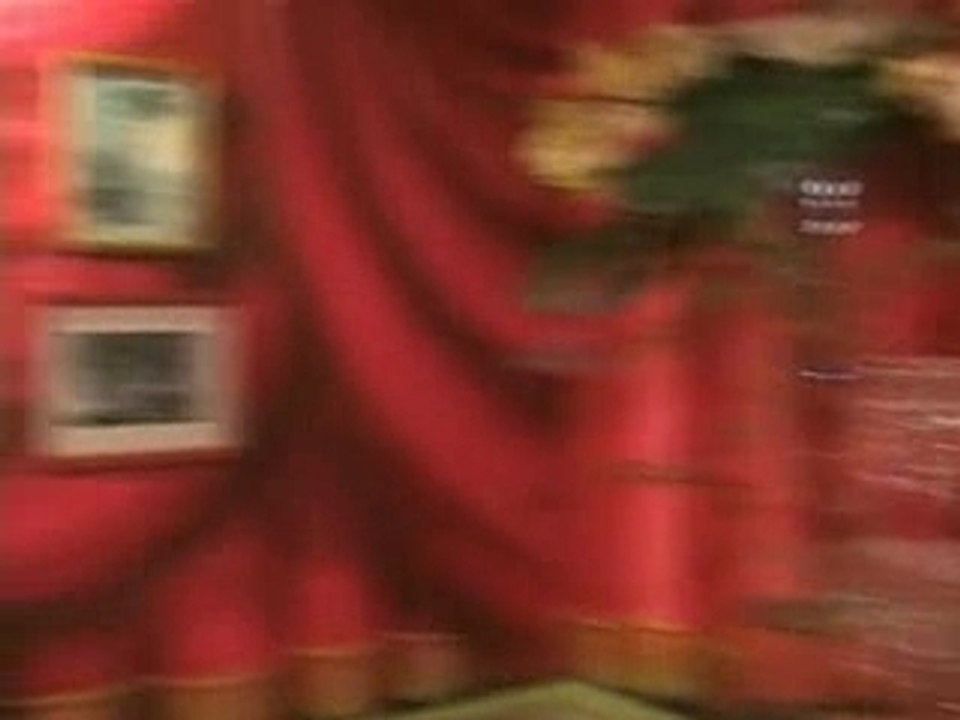 JeniferLife au Musée Grévin - partie 2 (dec 07)