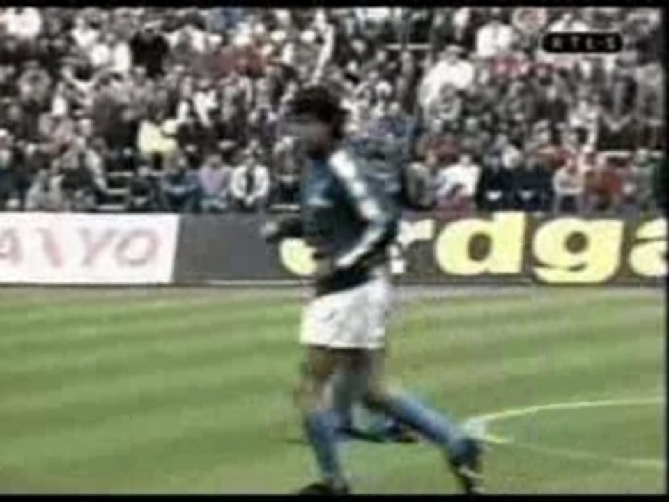 MANU CHAU (la vida es una tombola)  EL PIBE